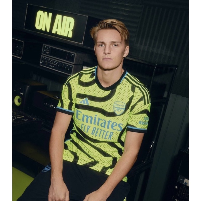 เสื้อแข่งชุดเยือนอาเซน่อล-เกรดนักเตะ-adidas-arsenal-2023-2024-away-player-jersey