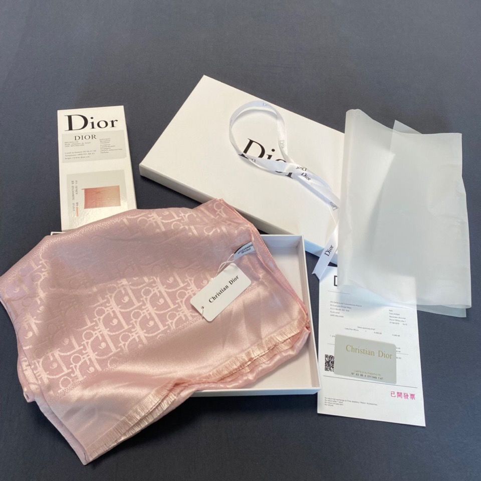 dior-กล่องของขวัญพลาสติกปิดผนึก-คุณภาพสูง-สวยงาม-สมบูรณ์แบบ-เมื่อคุณได้รับอุณหภูมิที่สมบูรณ์แบบ