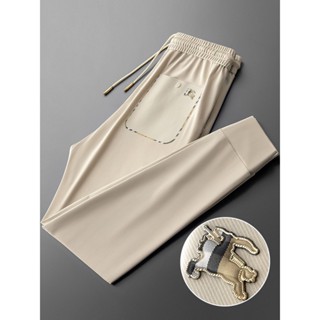 Burberry กางเกงกีฬาขาเก้าส่วนลําลอง ไร้รอยต่อ เข้ารูป สีกากี แฟชั่นฤดูร้อน สไตล์ยุโรป สําหรับผู้ชาย