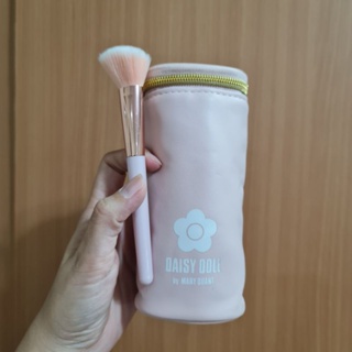 กระเป๋าทรงกระบอก พร้อมแปรงแต่งหน้า👉Brand: Daisy Doll by Mary Quant