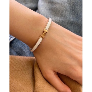 พรี​ ราคา2800 Hermes Bangles สร้อยข้อมือ