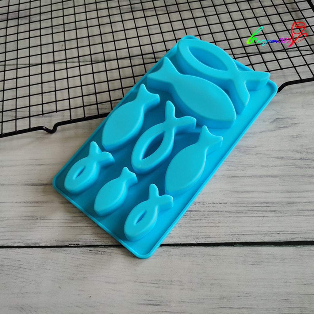 ag-ice-cube-tray-non-stick-flexible-8-cavities-animal-fish-chocolate-mold-baking-tool