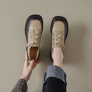 ▦2023 ฤดูใบไม้ผลิใหม่หนังนุ่มหนาด้านล่างนิ้วเท้ากลมสไตล์อังกฤษรองเท้าหนังขนาดเล็กผู้หญิงส้นรองเท้าโลฟเฟอร์ Velcro สีจับค