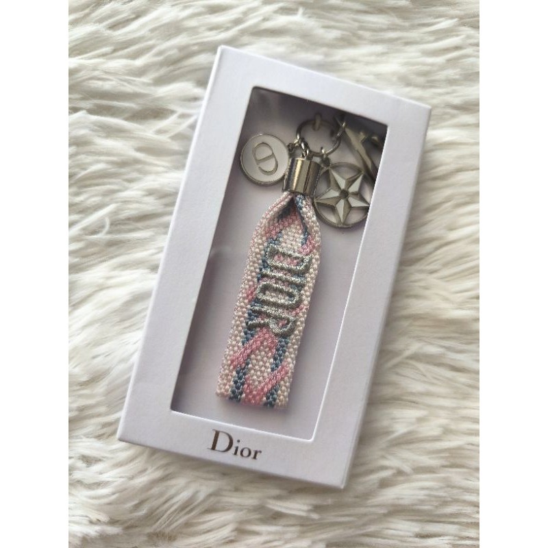 พวงกุญแจสุดหรู Christian⭐Dior..⭐ Limited Keychain **แท้ | Shopee Thailand