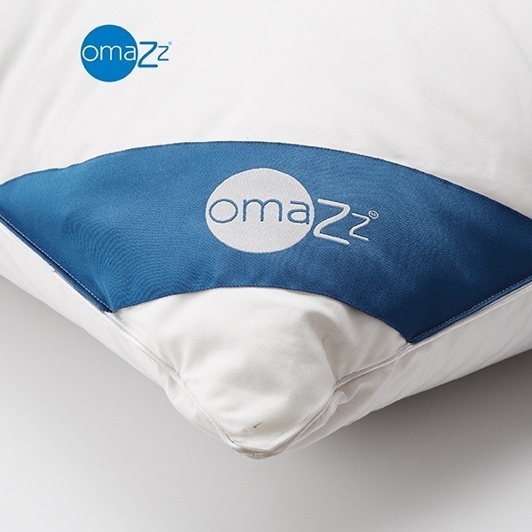 Omazz รุ่น Siberian Goose Down Medium หมอนหนุนขนห่านขาวไซบีเรียแท้ ขนาด 50x75 ซม. สัมผัสนุ่มแน่นปานกลางเพื่อการรองรับสรีระอย่างสมบูรณ์แบบ