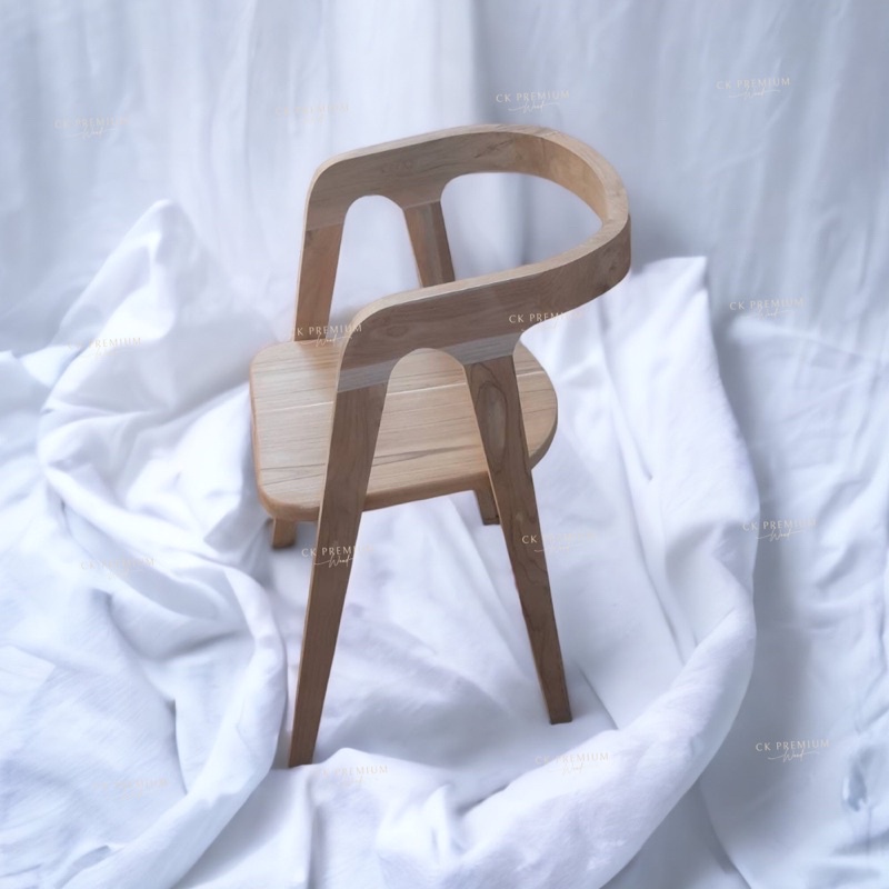 เก้าอี้ไม้สัก-ทรงฮิโรชิมา-คัดไม้เกรดพรีเมียม-ไม้แห้งไม่มีแตก-สไตล์มินิมอล