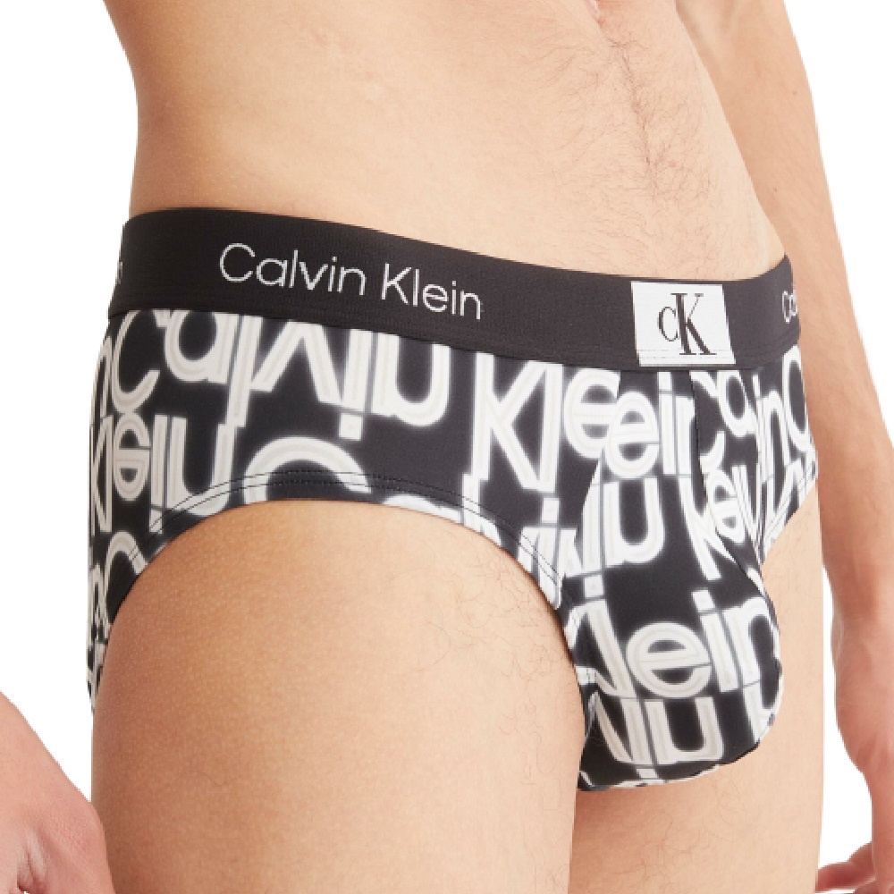 calvin-klein-กางเกงในผู้ชาย-1996-micro-ทรง-hip-brief-รุ่น-nb3405-aca-สีดำ