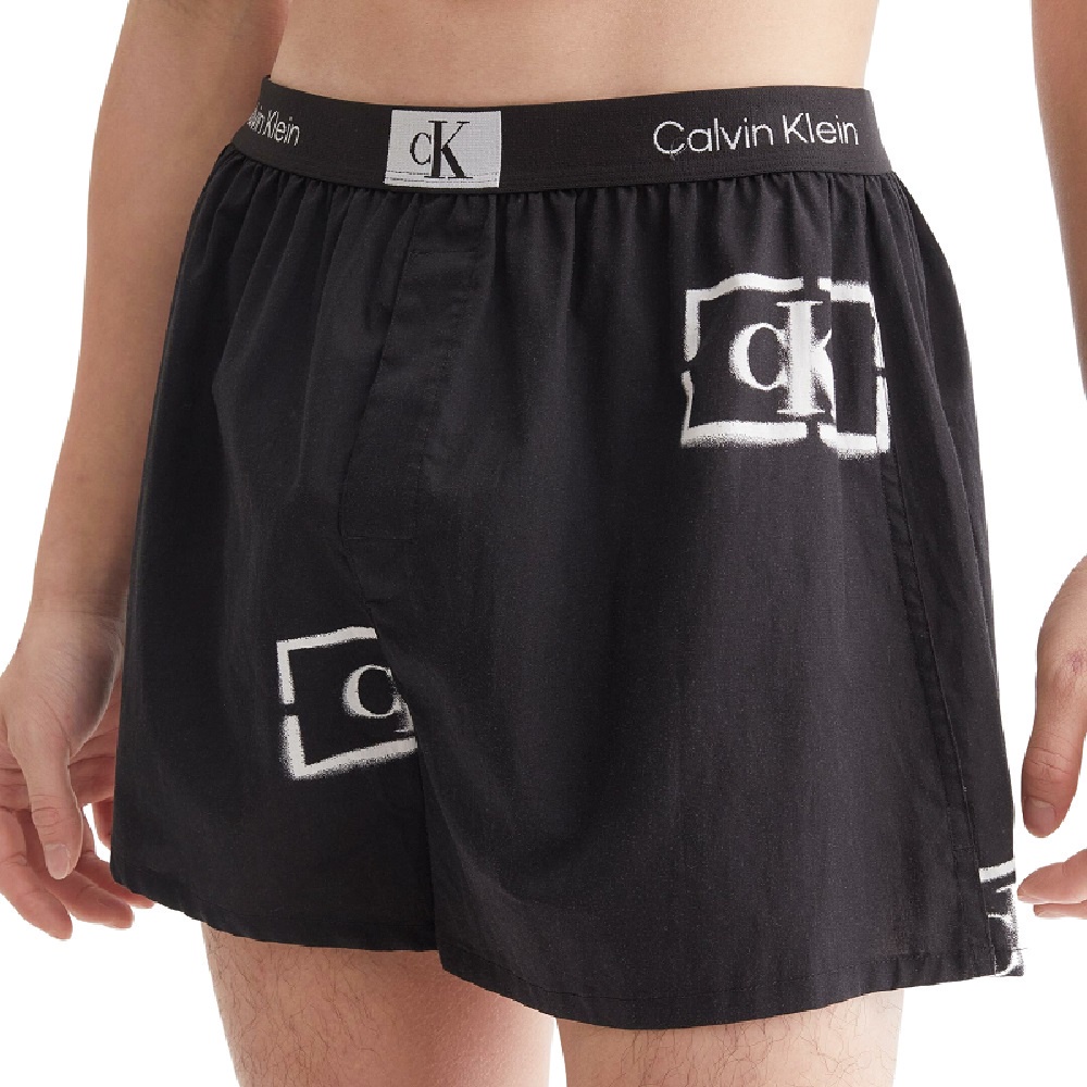 calvin-klein-กางเกงบ็อกเซอร์ผู้ชาย-1996-woven-cotton-ทรง-boxer-รุ่น-nb3411-ach-สีดำ