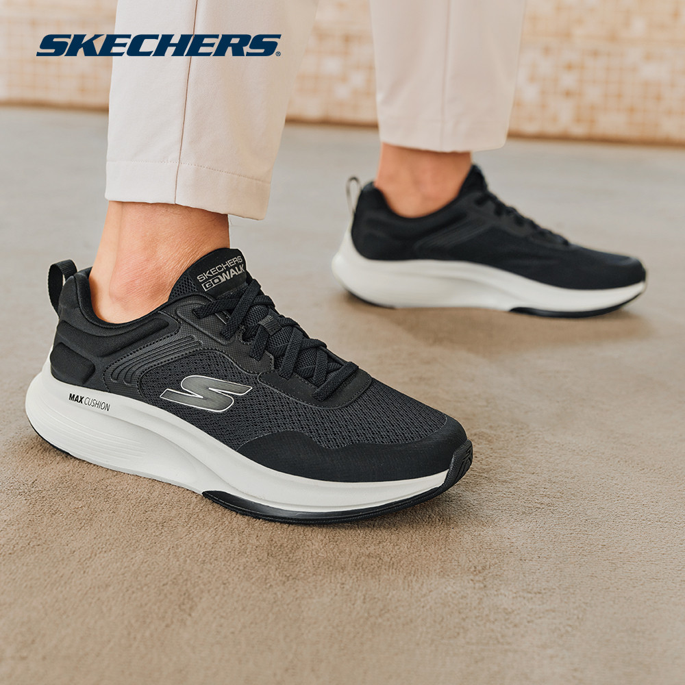 Skechers สเก็ตเชอร์ส รองเท้าผู้ชาย Men GOwalk Max Walker Titus