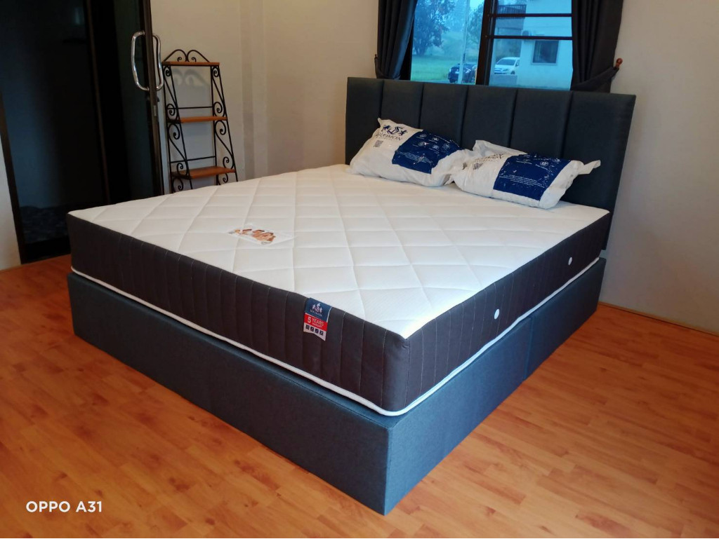 Solomon mattress รุ่น BERLIN ชุดที่นอนพร้อมเตียงดีไซน์หรู เลือกได้ทั้งที่นอนสปริงและยางพารา ขนาด 3.5, 5 และ 6 ฟุต