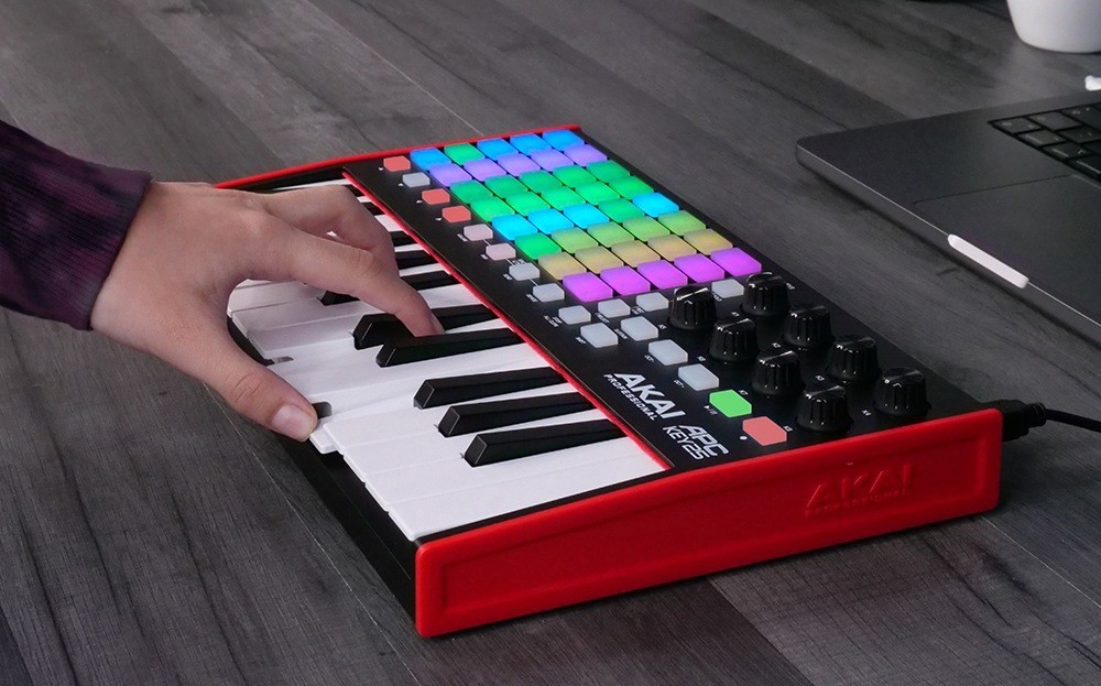 AKAI APC KEY 25 MK2 USB MIDI Keyboard Controller 25 keys (Proplugin ...