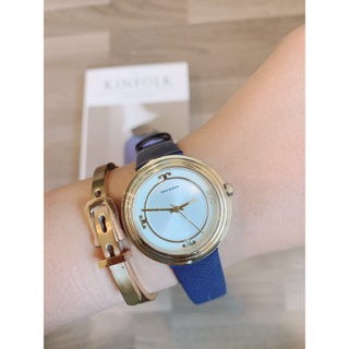 นาฬิกาข้อมือผู้หญิง TBW9001 (สายหนัง สีน้ำเงินเนวี่บลู หน้าปัดขาว ขอบทอง)