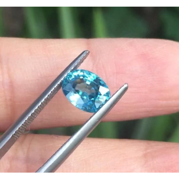 พลอยเพทาย-blue-zircon-นน2-92กะรัต