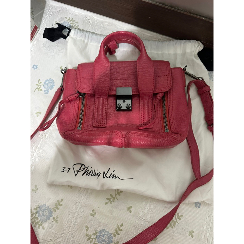 ส่งต่อกระเป๋า-phillip-lim-bag-mini-size-หิ้วได้-สะพายได้