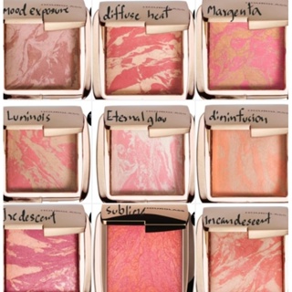 Hourglass blush เลือกขนาดและสีค่ะ