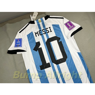 National 2023 !! : เสื้อฟุตบอล อาเจนตืน่า เหย้า 2023 Argentina Home 2023 + 10 MESSI &amp; อาร์ม FIFA หน้าอก !!