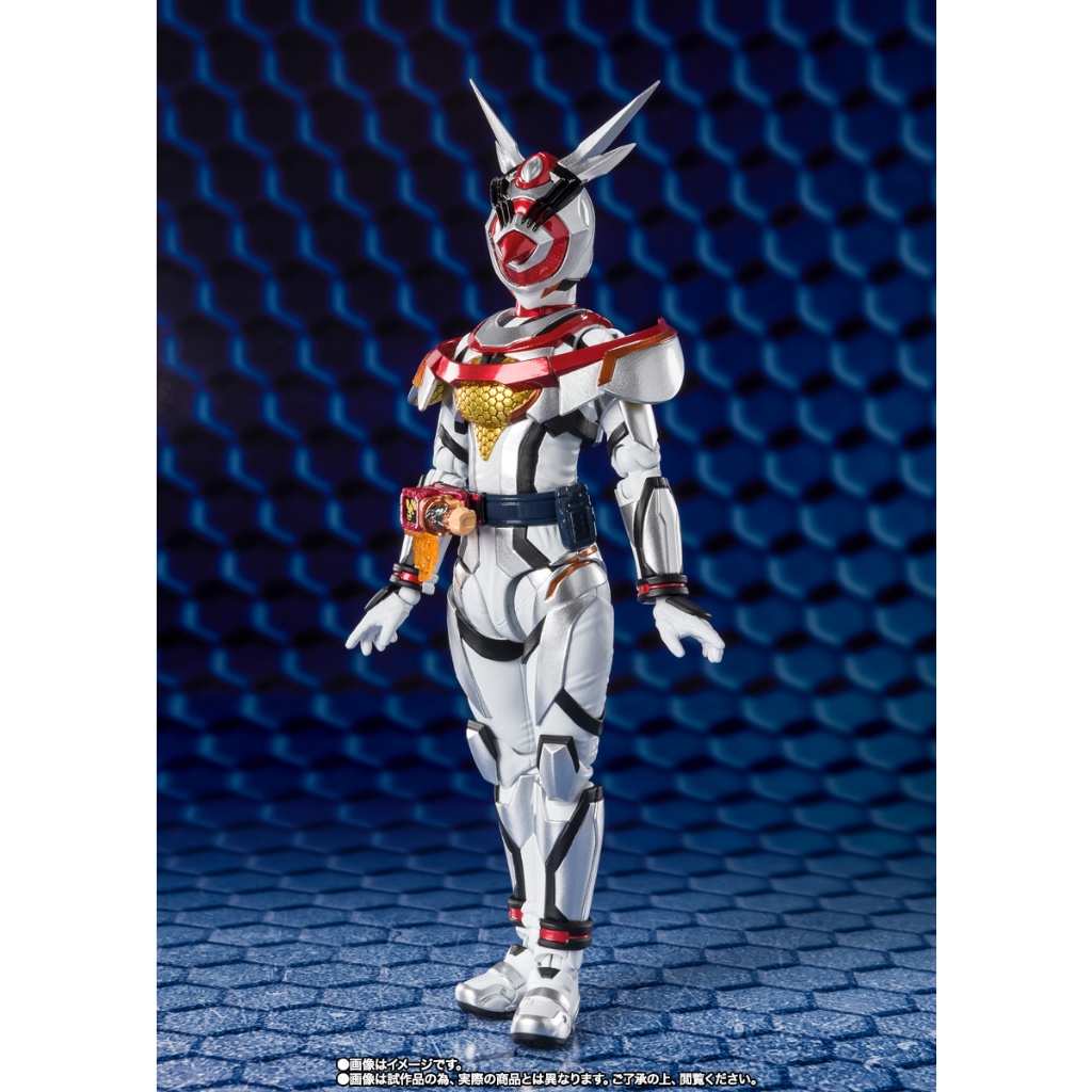 S.H.Figuarts SHF Masked Rider Aguilera Queen Bee Genome (Masked Rider ...