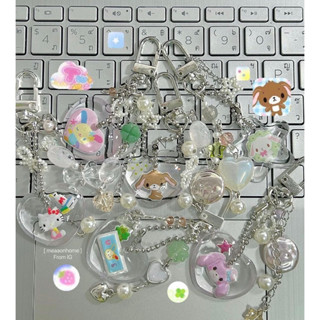 Sanrio Clear Glass Keychain พวงกุญแจเรซิ่น handmade with love