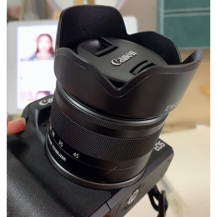 Canon Eos M50 Mark Ii Canon EF-M 15-45mm Lens Hood EW-53 Tulip