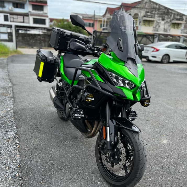 ชิวหน้า-versys650-versys1000-แบบเปลี่ยนสีได้-แบนด์mazaki