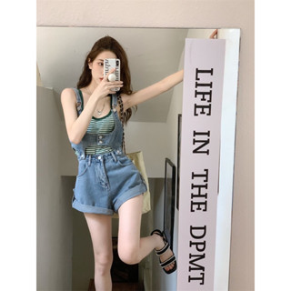 Many Jeans Shorts Overalls เอี๊ยมกางเกงยีนส์ขาสั้น เสื้อ +กางเกงยีนส์ขาสั้นพร้อมส่ง