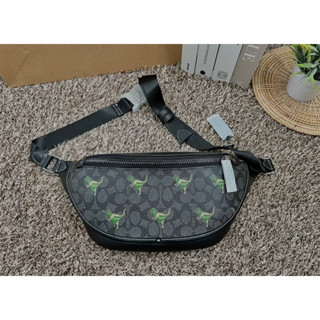 COACH LEAGUE BELT BAG IN SIGNATURE WITH REXY PRINT((CF078)