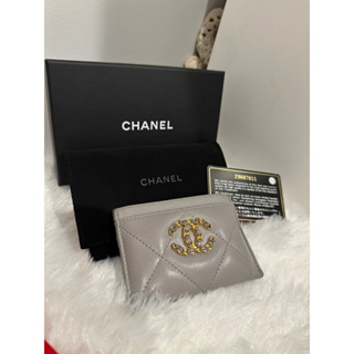 กระเป๋าใส่บัตร CHANEL 19 Grey color used in good condition