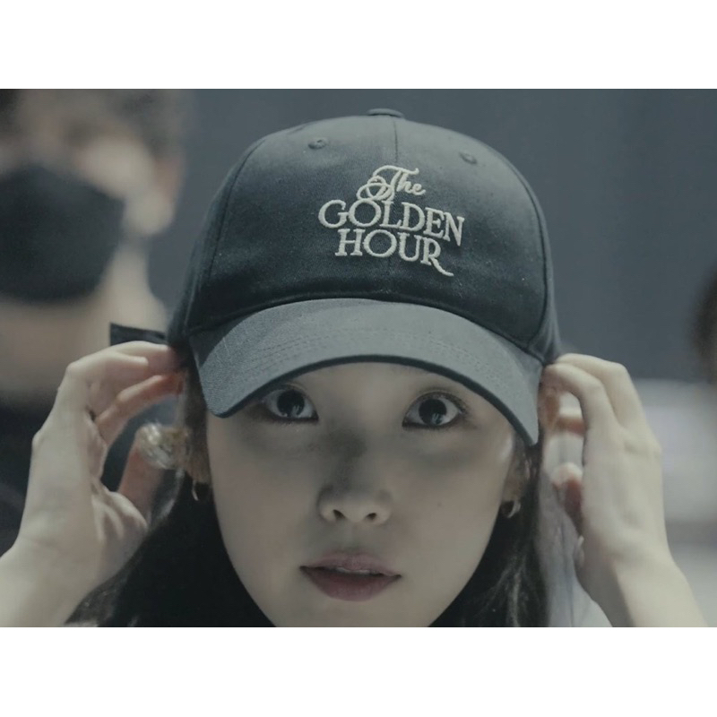 พร้อมส่ง-iu-ball-cap-the-golden-hour-หมวกแบบไอยู