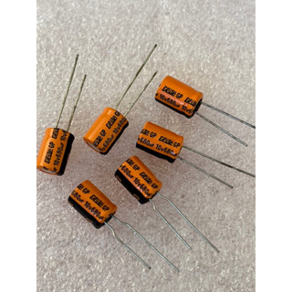 คาปาซิเตอร์ C680UF 10V  C680UF 10V  C680UF 10Vขนาด8x11mm. C680UF 10V CAPACITOR พร้อมส่ง(10ชิ้น)