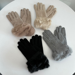 ภาพหน้าปกสินค้าu_morestuff 🧤พร้อมส่ง Kate fluffy glove ถุงมือกันหนาว ผ้าวูล ทัชสกรีนได้ บุขนด้านใน หนา อุ่นมาก ☃️ ซึ่งคุณอาจชอบราคาและรีวิวของสินค้านี้