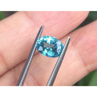 พลอยเพทาย(Blue Zircon) นน2.92กะรัต