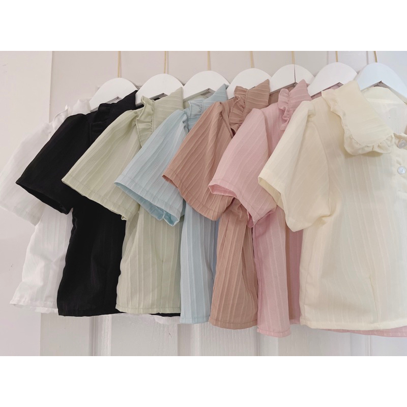 diiz-s-เสื้อคอบัวระบาย-กระดุมหน้า-2-เม็ด-ผ้า-dobby