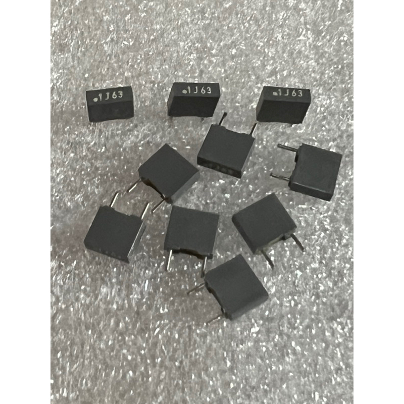 capacitor-0-1uf-63v-ขาห่าง5mm-10ชิ้น-c104-c0-1uf-63v-c104j63v-c0-1uf-63v-คาปาซิเตอร์-ของดีค่าเต็มพร้อมส่ง