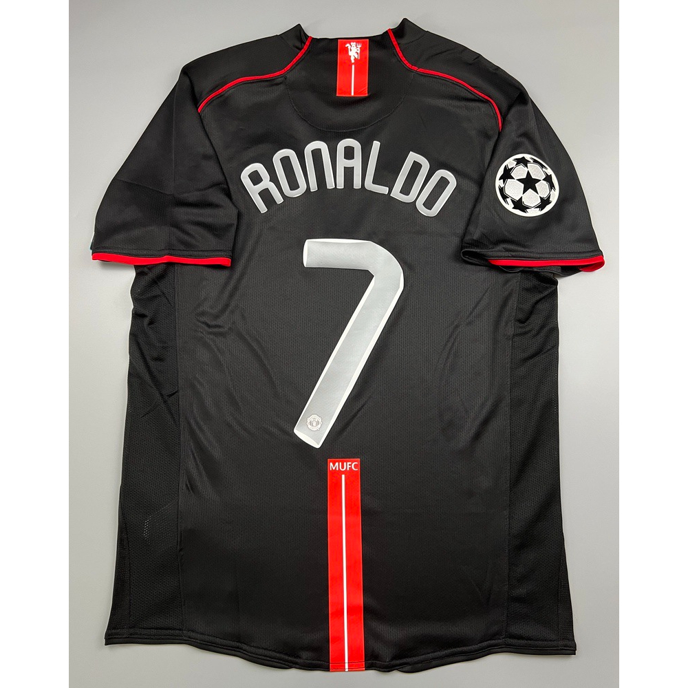 เสื้อบอล-ย้อนยุค-แมนยู-2007-เยือน-สีดำ-retro-manchester-united-away-พร้อมเบอร์ชื่อ-7-ronaldo-อาร์มแชมเปี้ยนลีค-เรโทร