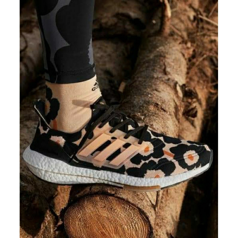 ของแท้-รุ่นใหม่-ลิมิเต็ด-adidas-marimekko-รองเท้าวิ่ง-ultraboost-21-พื้นนุ่มมากก