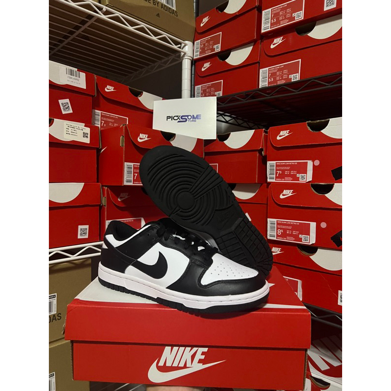 ภาพหน้าปกสินค้า(พร้อมส่ง) ของแท้100% รองเท้าผ้าใบ Nike Dunk Low (white/black) Panda จากร้าน picksome.store บน Shopee