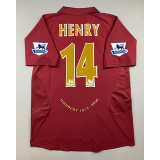 เสื้อบอล ย้อนยุค อาเซนอล เหย้า 2005 Retro Arsenal Home พร้อมเบอร์ชื่อ 14 HENRY อาร์มพรีเมียร์แบบกัมมะหยี่ อำลาไฮบิวรี่