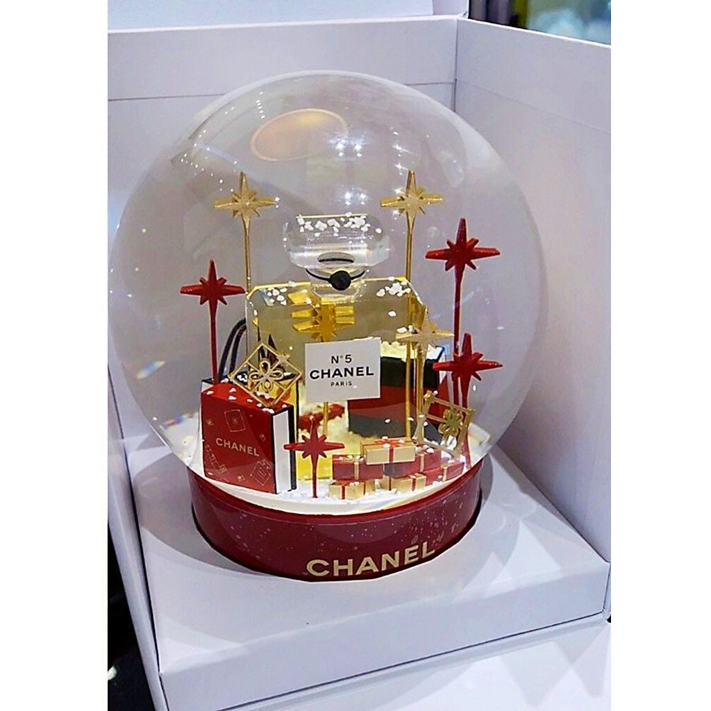 chanel-christmas-crystal-snow-globe-พร้อมส่ง
