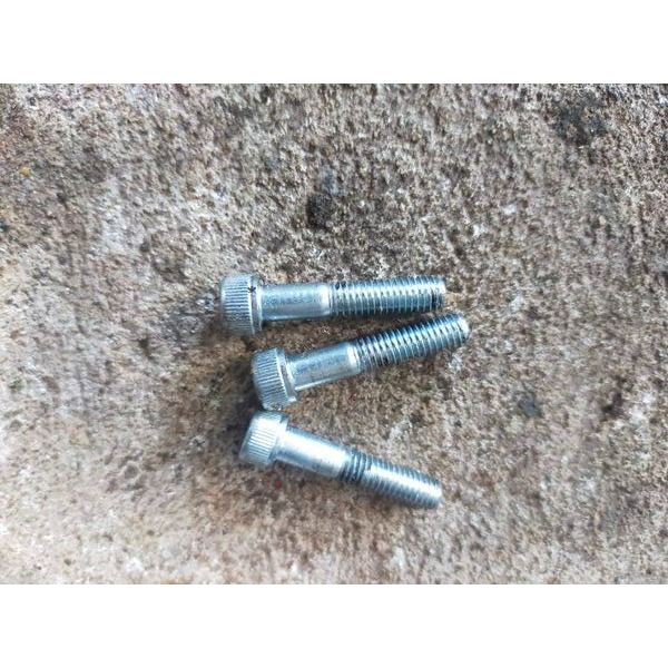 น๊อตยึดมัดไฟ HONDA NSR R RR RW NPRO FSX [แท้มือสอง] | Shopee Thailand