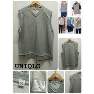 U38🐨UNIQL0 เสื้อสเวตเตอร์คอวี(แขนกุด) 🐨Size XL