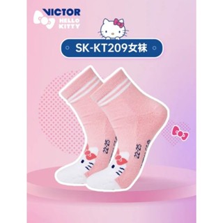 🆕️(พร้อมส่ง) ถุงเท้า VICTOR 🎀 HELLO KITTY สินค้ารับประกันของแท้ 💯%