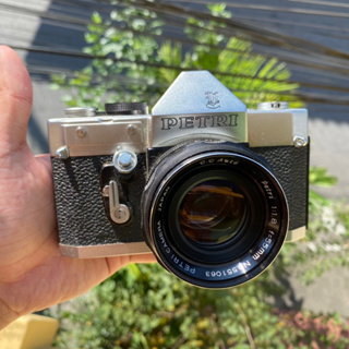กล้องฟิล์ม Petri VI  เลนส์ 55 f1.8