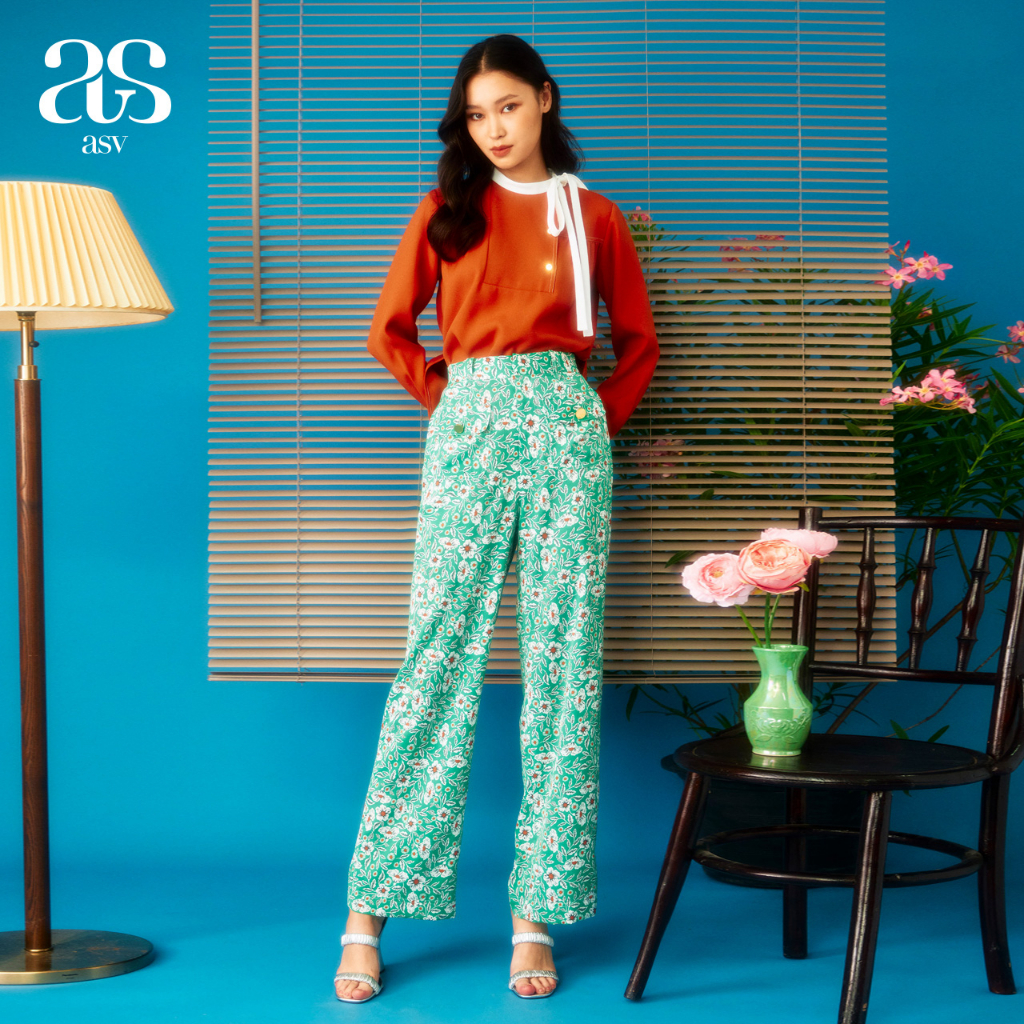 asv-rs23-full-bloom-straight-pants-กางเกงผู้หญิง-ขายาว-ทรงตรง-แต่งกระเป๋าหน้า-ผ้าลายดอกไม้