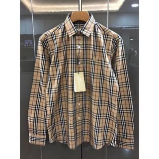 MEN BURBERRY CLASSIC CHECK-PATTERN SHIRT เสื้อเชิ้ตคอปกแขนยาว ลายสก็อต แบรนด์เนม เบอเบอรี่ สีน้ำตาล คลาสสิค