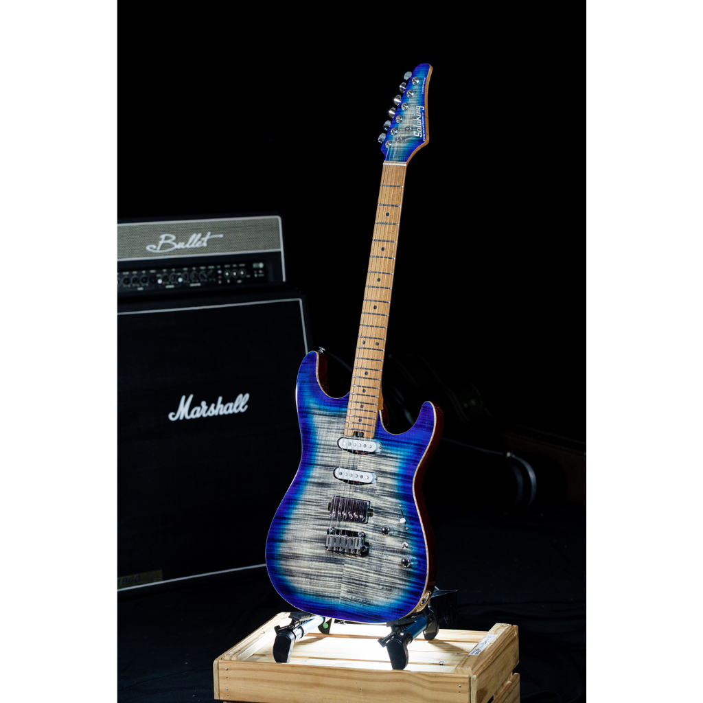 soloking-ms-1-super-stratocaster-quilted-electric-guitar-กีตาร์ไฟฟ้า-โซโลคิง-แถมฟรี-กระเป๋า-ปิ๊ก-สายสะพาย