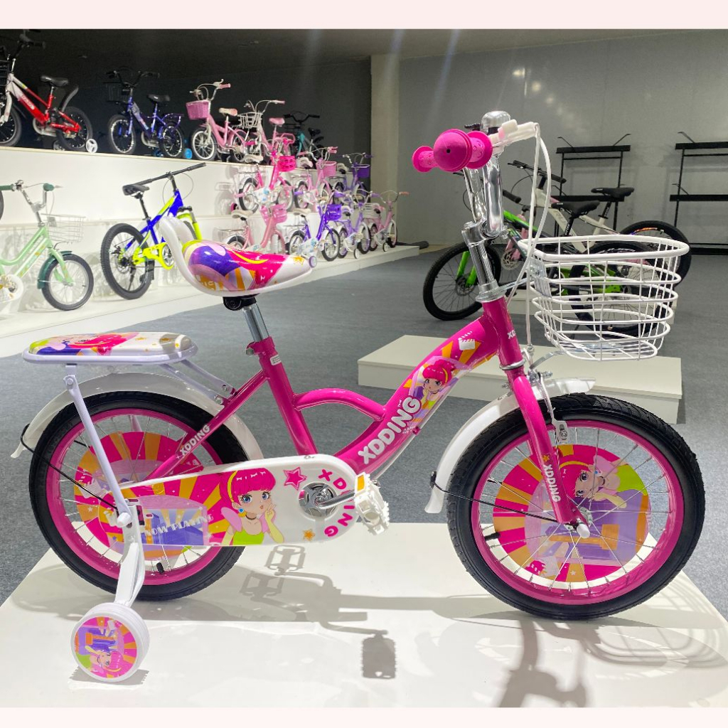 ภาพหน้าปกสินค้าจักรยานเด็ก16นิ้ว(D6) เหล็ก ยางเติมลม มีตะกร้า เบาะซ้อนท้าย แถมกระดิ่ง แถมล้อข้าง เหมาะกับเด็ก อายุ 3-7 ปี จากร้าน ttl88888 บน Shopee