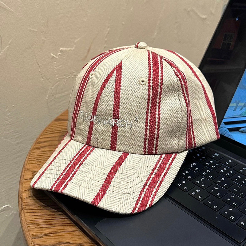 ลด-65-กรอก-wqhfug-endofmarch-logo-striped-cap-หมวกแก้ปปักแบรนด์-ลายริ้วสีครีม-แดง-ผ้าหนาอยู่ทรง
