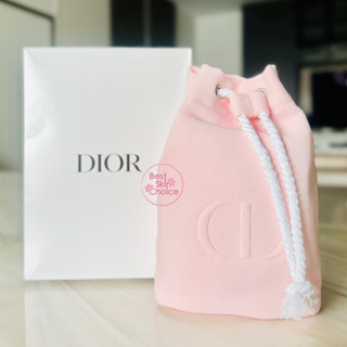 ภาพหน้าปกสินค้าของแท้ 💯% กระเป๋าเครื่องสำอางจาก Christian Dior (Dior Cosmetics Bag) มีหลายแบบให้เลือกสวยๆทุกแบบจ้า ที่เกี่ยวข้อง