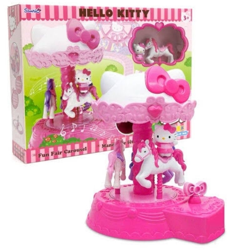 hello-kitty-fun-fair-carousel-ชุดคิตตี้ฟันแฟร์ม้าหมุน