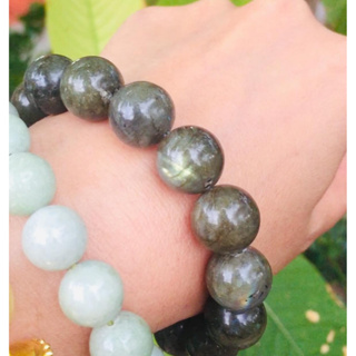 กำไลหินนำโชคลาบราโดไรท์ (Labradorite) ขนาด 14 มิล